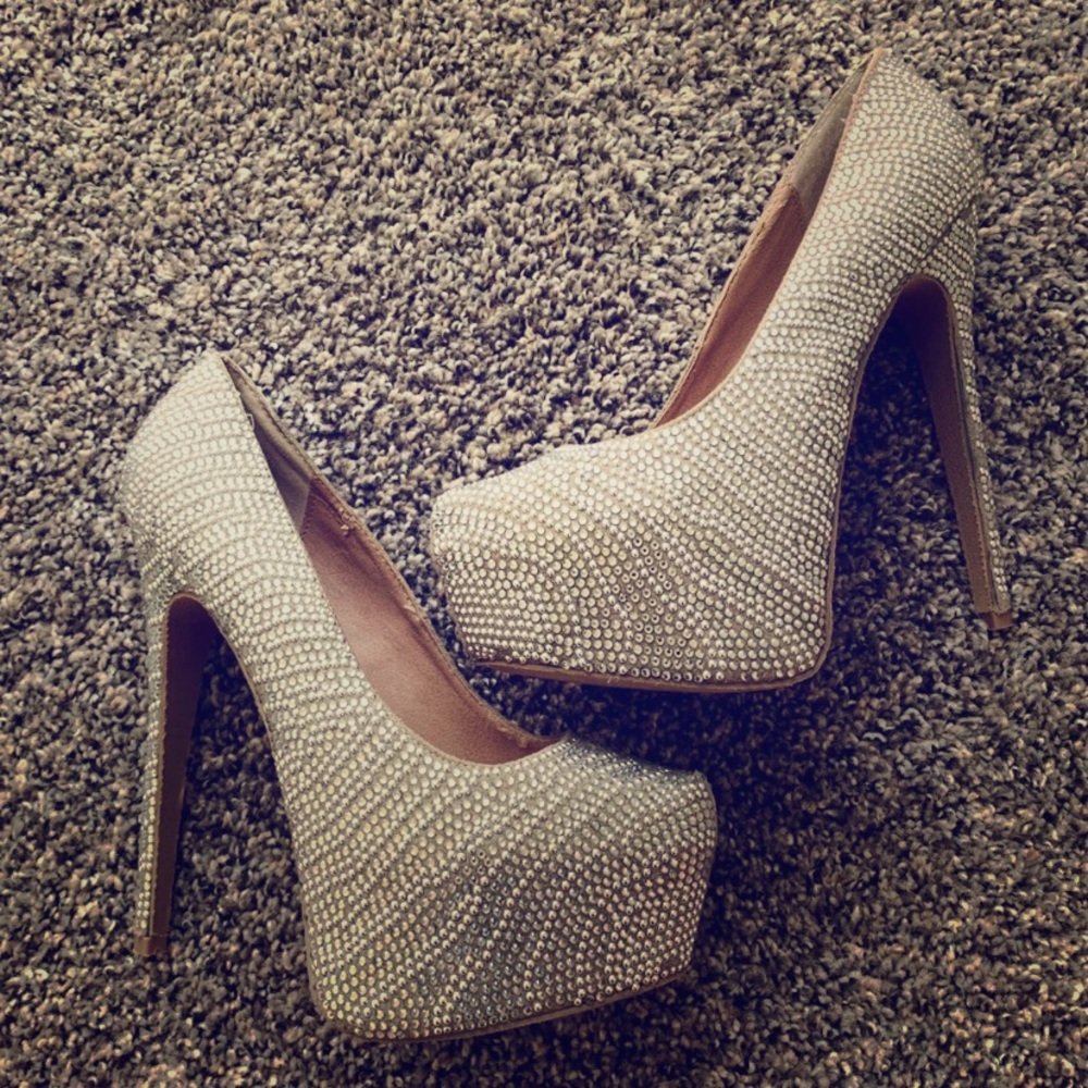Steve Madden Pumps sz 8.5